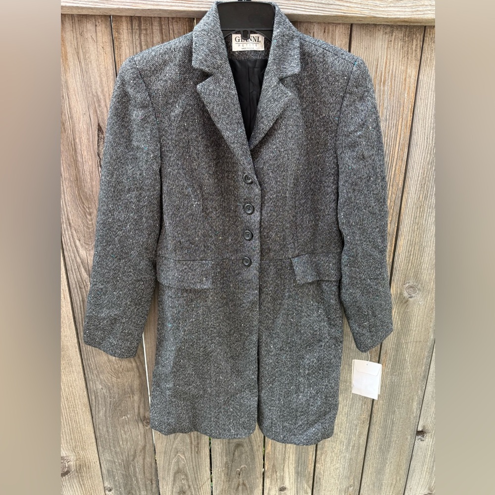 GIANNI PETITE Tweed Blazer
